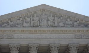 u-s-supreme-court-roof-and-columns-1224326-660x395